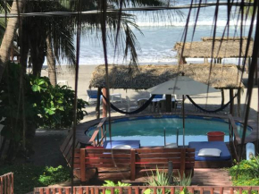 Casa de las Olas Surf & Beach Club, Acapulco